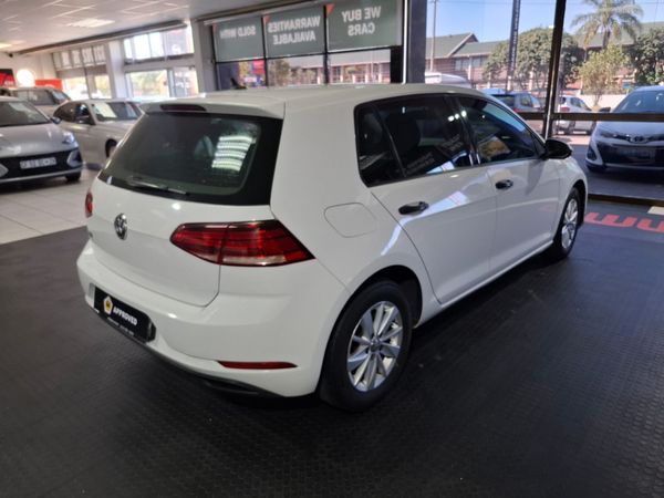 2019-Volkswagen-Golf-VII-10-TSI-Trendline image:6