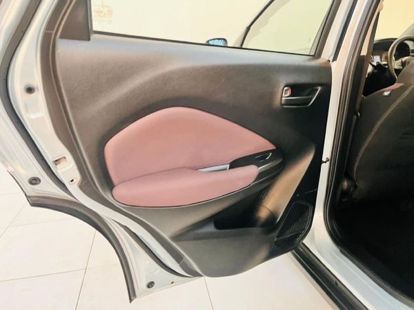 2025-Toyota-Starlet-Cross-15XS-Auto image:11