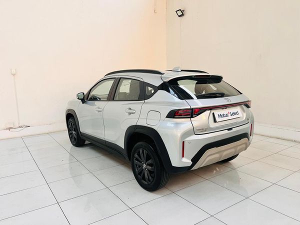 2025-Toyota-Starlet-Cross-15XS-Auto image:2