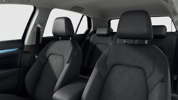 2026-Volkswagen-Golf-14-TSI-Life-Auto-110kw image:9