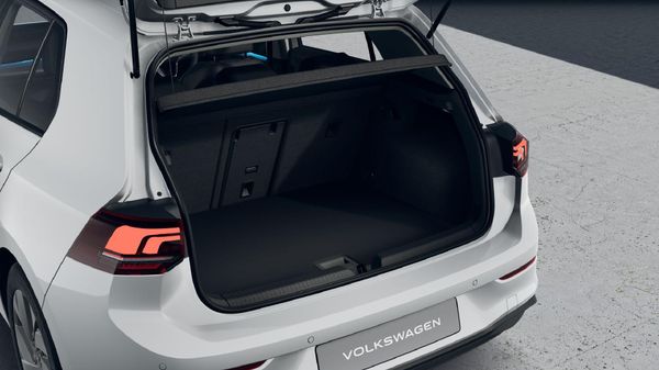 2026-Volkswagen-Golf-14-TSI-Life-Auto-110kw image:4