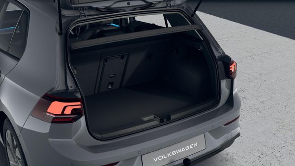 2026-Volkswagen-Golf-14-TSI-Life-Auto-110kw image:4