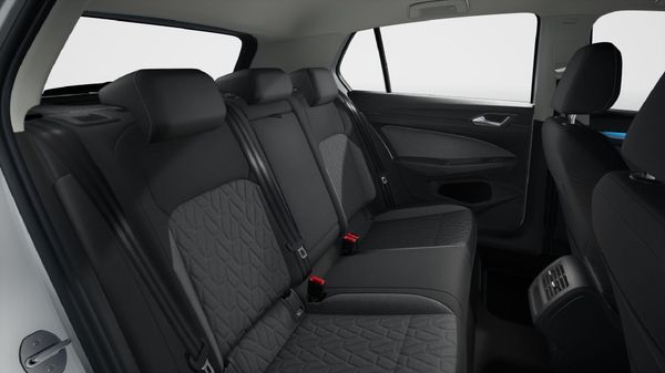 2026-Volkswagen-Golf-14-TSI-Life-Auto-110kw image:10