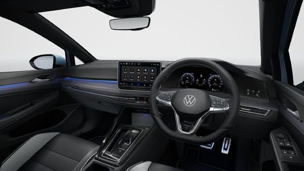 2026-Volkswagen-Golf-14-TSI-R-Line-Auto-110kw image:11