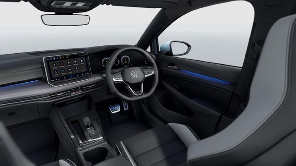 2026-Volkswagen-Golf-14-TSI-R-Line-Auto-110kw image:8