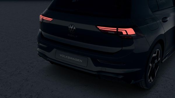 2026-Volkswagen-Golf-14-TSI-R-Line-Auto-110kw image:5