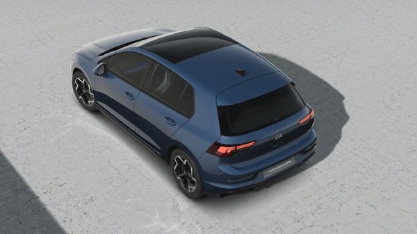 2026-Volkswagen-Golf-14-TSI-R-Line-Auto-110kw image:3
