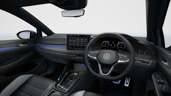 2026-Volkswagen-Golf-14-TSI-R-Line-Auto-110kw image:11