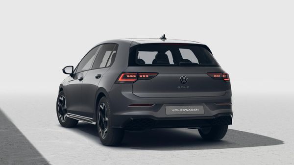 2026-Volkswagen-Golf-14-TSI-R-Line-Auto-110kw image:2