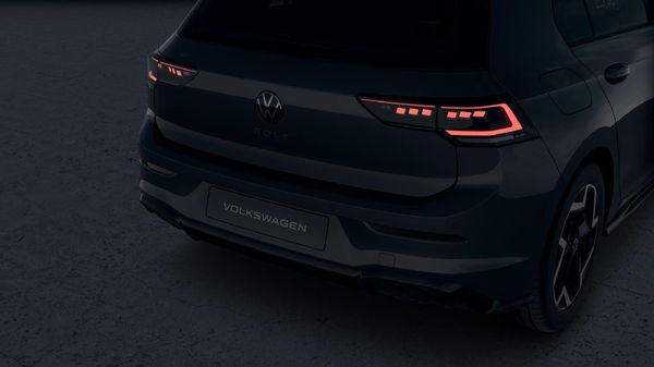 2026-Volkswagen-Golf-14-TSI-R-Line-Auto-110kw image:5