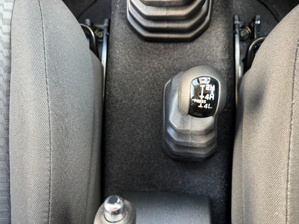 2026-Suzuki-Jimny-15-GLX-AllGrip-5-Door image:16