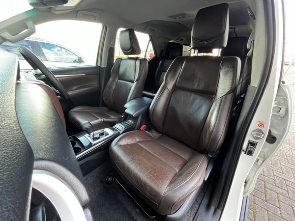 2018-Toyota-Fortuner-24-GD-6-Raised-Body-Auto image:12