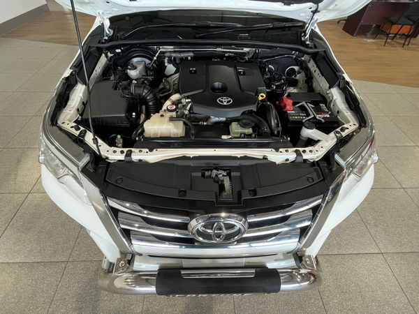 2018-Toyota-Fortuner-24-GD-6-Raised-Body-Auto image:7