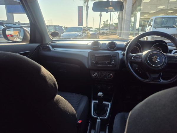 2022-Suzuki-Swift-12-GL image:9