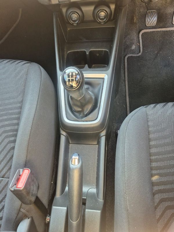 2022-Suzuki-Swift-12-GL image:13
