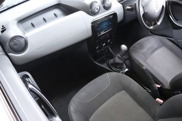 2014-Renault-Duster-16-Dynamique image:17