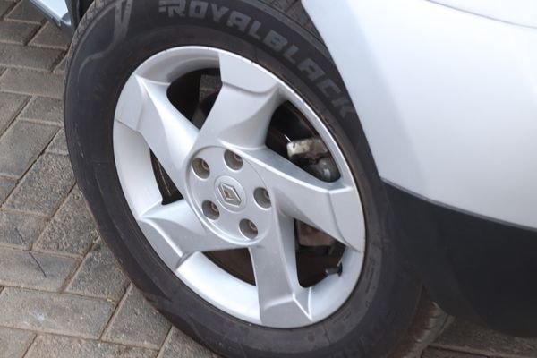 2014-Renault-Duster-16-Dynamique image:6