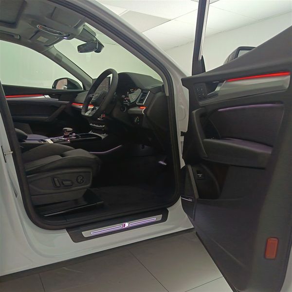 2026-Audi-Q5-Sportback-quattro-Black-Edition-40-TDI image:29