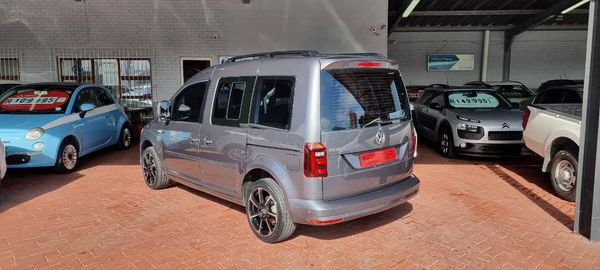 2019-Volkswagen-Caddy-10-TSI-Trendline image:9