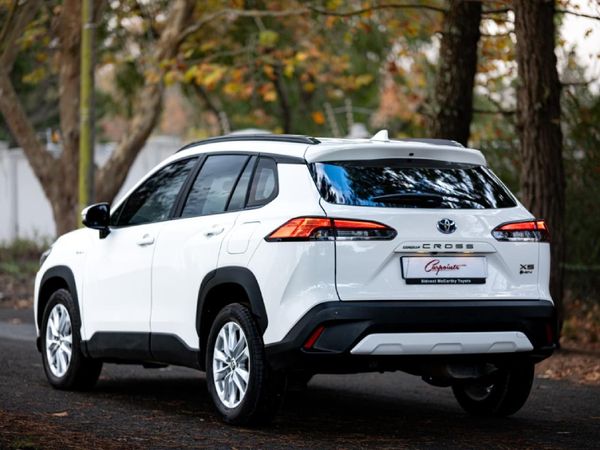 2025-Toyota-Corolla-Cross-18-XS-Hybrid image:3