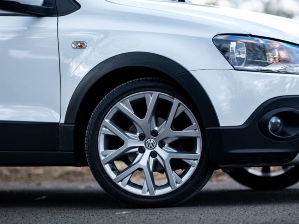 2022-Volkswagen-Polo-Vivo-16-Maxx-5-dr image:12