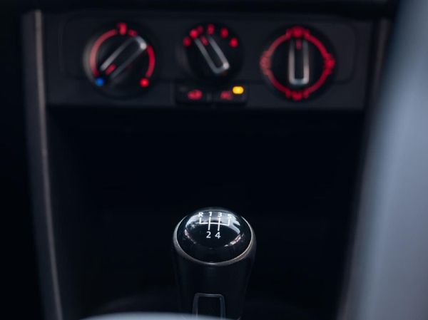 2022-Volkswagen-Polo-Vivo-16-Maxx-5-dr image:14