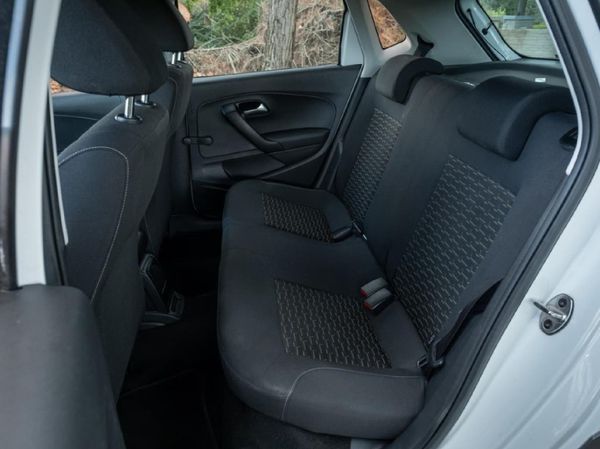 2022-Volkswagen-Polo-Vivo-16-Maxx-5-dr image:18