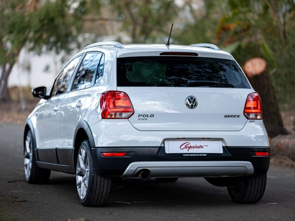 2022-Volkswagen-Polo-Vivo-16-Maxx-5-dr image:2