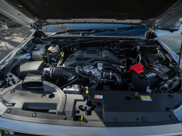 2024-Volkswagen-Amarok-30-TDI-V6-184kW-4Motion-Panamericana-Auto-Double image:9