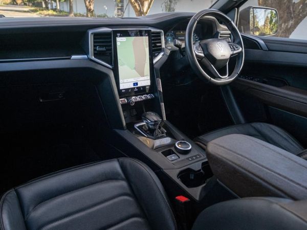 2024-Volkswagen-Amarok-30-TDI-V6-184kW-4Motion-Panamericana-Auto-Double image:25