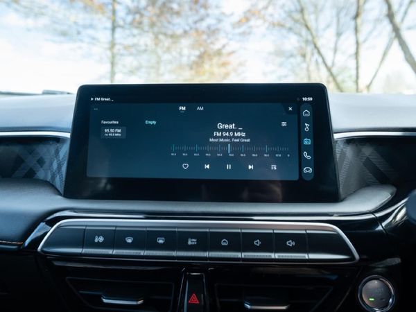 2025-MG-MG3-15-Delux-Auto image:25