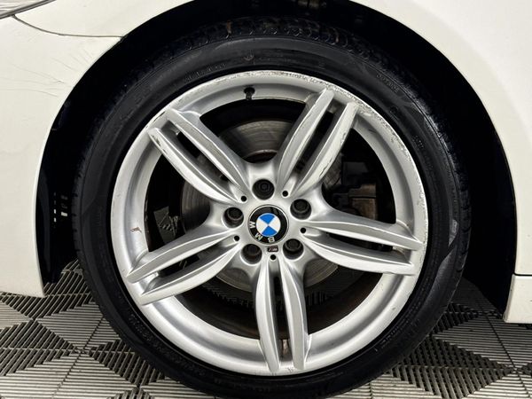 2012-BMW-5-Series-520i-Individual-Auto image:4