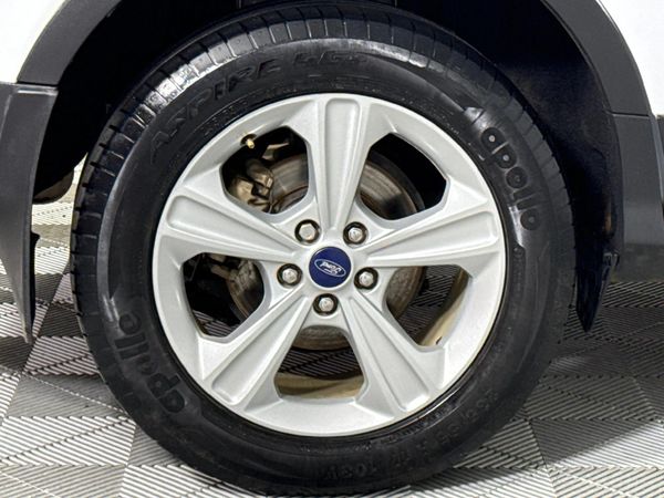 2014-Ford-Kuga-16-EcoBoost-Ambiente image:7