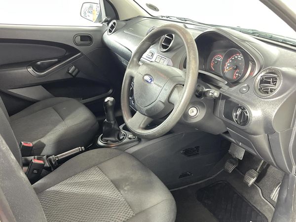 2016-Ford-Figo-14-TDCi-Ambiente image:9