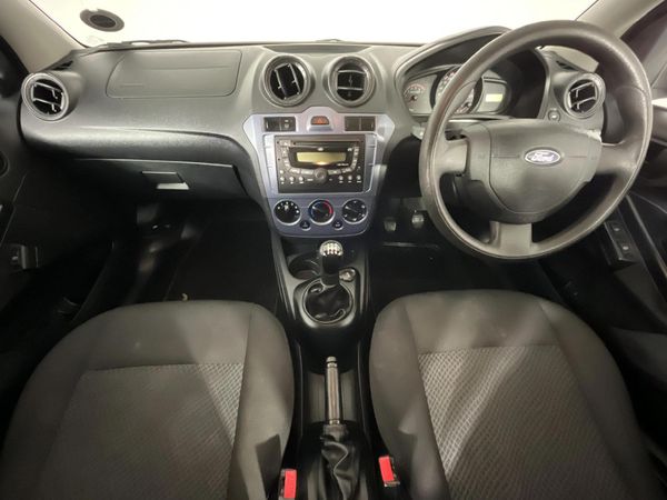 2016-Ford-Figo-14-TDCi-Ambiente image:1