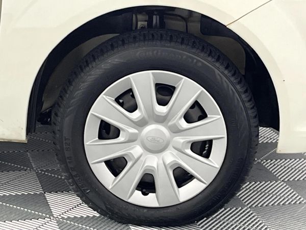 2016-Ford-Figo-14-TDCi-Ambiente image:5