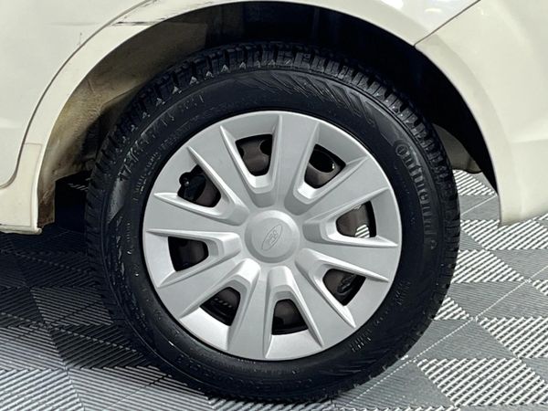 2016-Ford-Figo-14-TDCi-Ambiente image:6