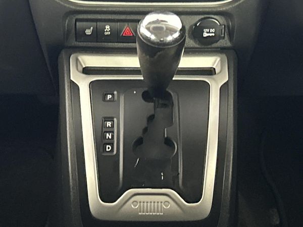 2014-Jeep-Compass-20-Limited-Auto image:10