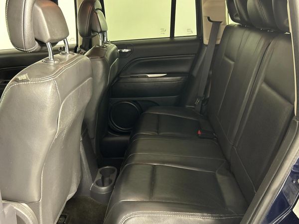 2014-Jeep-Compass-20-Limited-Auto image:3