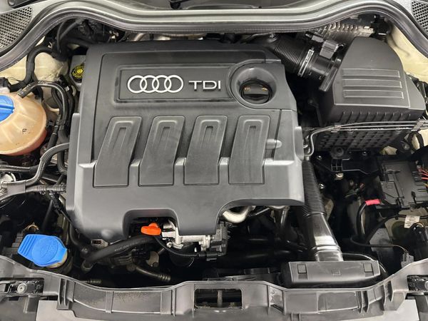 2012-Audi-A1-16-TDI-Ambition image:10