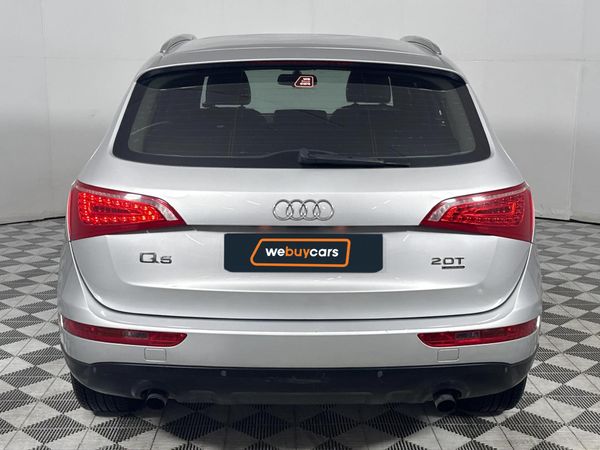 2012-Audi-Q5-20-TFSI-quattro-Auto image:18