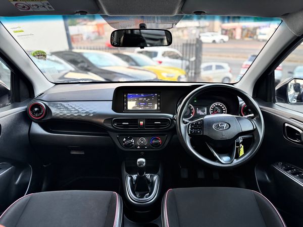 2022-Hyundai-Grand-i10-10-Motion image:13