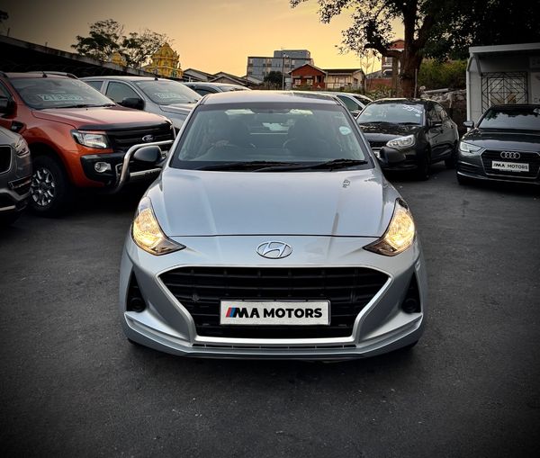 2022-Hyundai-Grand-i10-10-Motion image:2