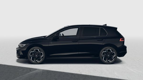 2026-Volkswagen-Golf-14-TSI-R-Line-Auto-110kw image:1