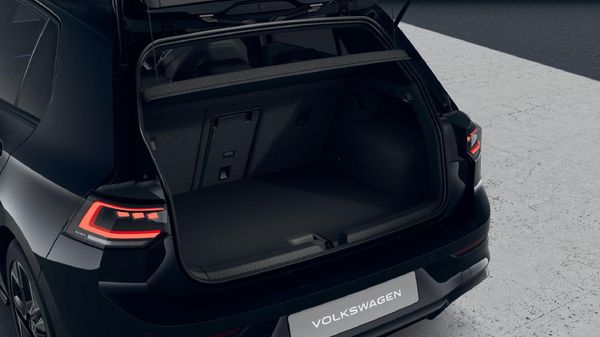 2026-Volkswagen-Golf-14-TSI-R-Line-Auto-110kw image:4