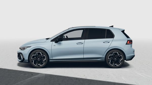 2026-Volkswagen-Golf-14-TSI-R-Line-Auto-110kw image:1