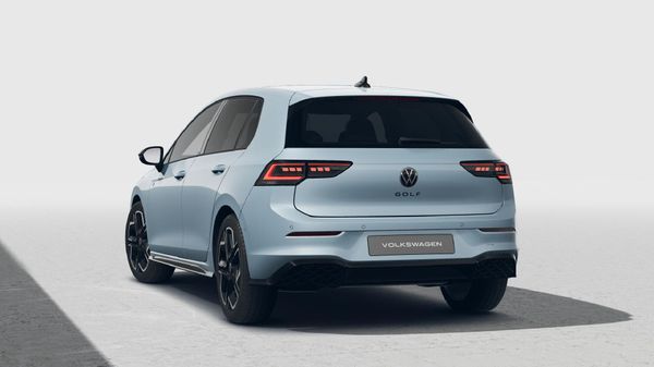 2026-Volkswagen-Golf-14-TSI-R-Line-Auto-110kw image:2