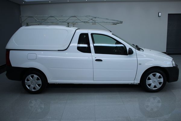 2024-Nissan-NP200-16-AC-Safety-Pack image:4