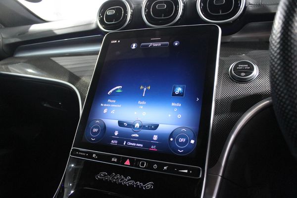 2022-Mercedes-Benz-C-Class-C-200-Auto image:11