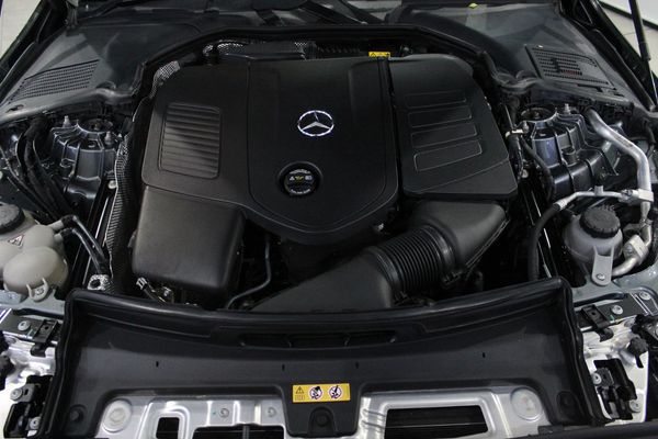 2022-Mercedes-Benz-C-Class-C-200-Auto image:13